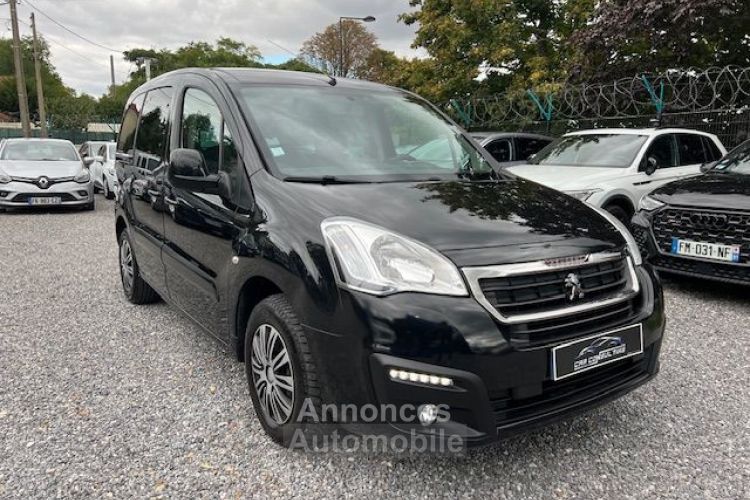 Peugeot Partner Tepee 1.2L PureTech 110ch S&S BVM5 Active 5P Distrib à jour Garantie - <small></small> 7.990 € <small>TTC</small> - #2