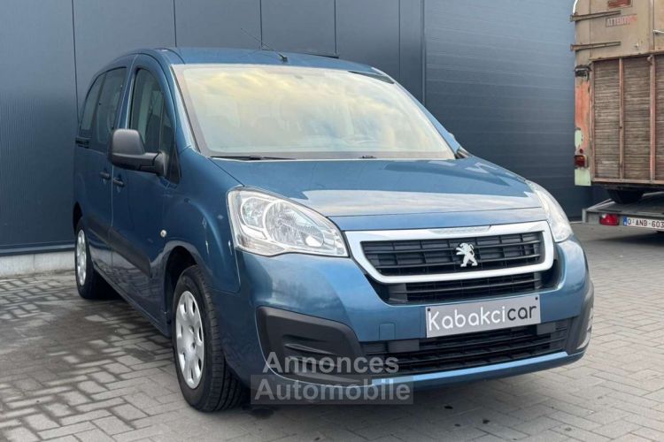 Peugeot Partner Tepee 1.6 BlueHDi -- 7 Places Clim Garantie - <small></small> 14.990 € <small>TTC</small> - #1