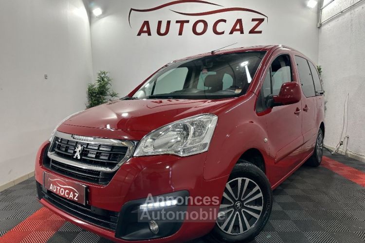 Peugeot Partner TEPEE 1.6 BlueHDi 100ch Active +2017 - <small></small> 12.990 € <small>TTC</small> - #1