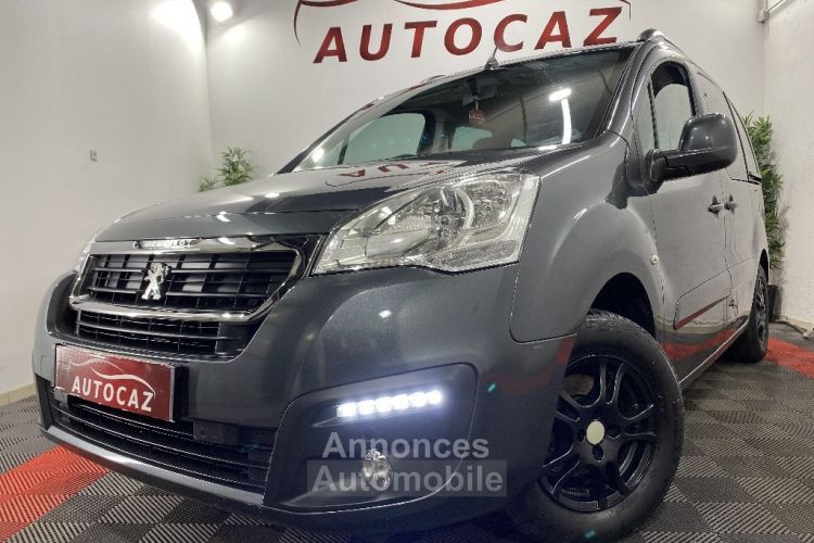 Peugeot Partner TEPEE 1.6 BlueHDi 120ch SetS BVM6 SHINE +2018+68000KMS+CAMERA - <small></small> 17.990 € <small>TTC</small> - #2