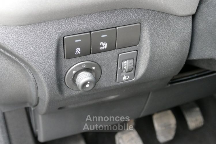 Peugeot Partner TEPEE 1.6 HDI 100 Ch STYLE BVM6 - <small></small> 8.990 € <small>TTC</small> - #23