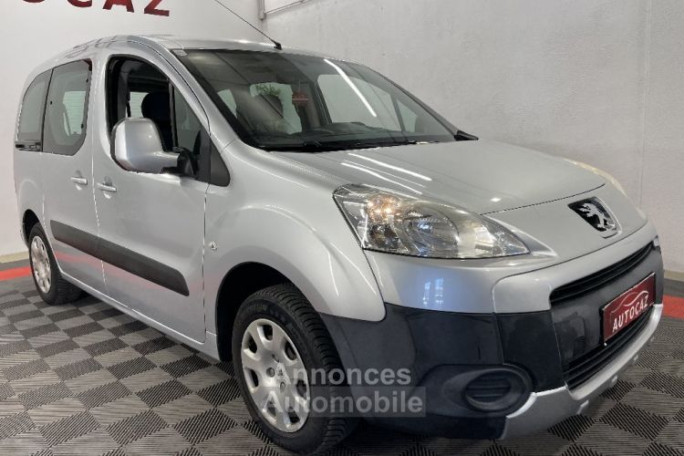 Peugeot Partner TEPEE 1.6 HDi 90ch Confort - <small></small> 9.990 € <small>TTC</small> - #4