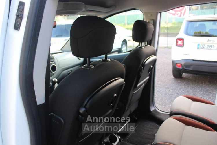 Peugeot Partner TEPEE MULTISPACE 1.6L BLUEHDI 100CV BTE 5VT PACK SPORT/STYLE 2017 1ER MAIN SUPERBE GTIE 6 MO - <small></small> 15.890 € <small>TTC</small> - #47