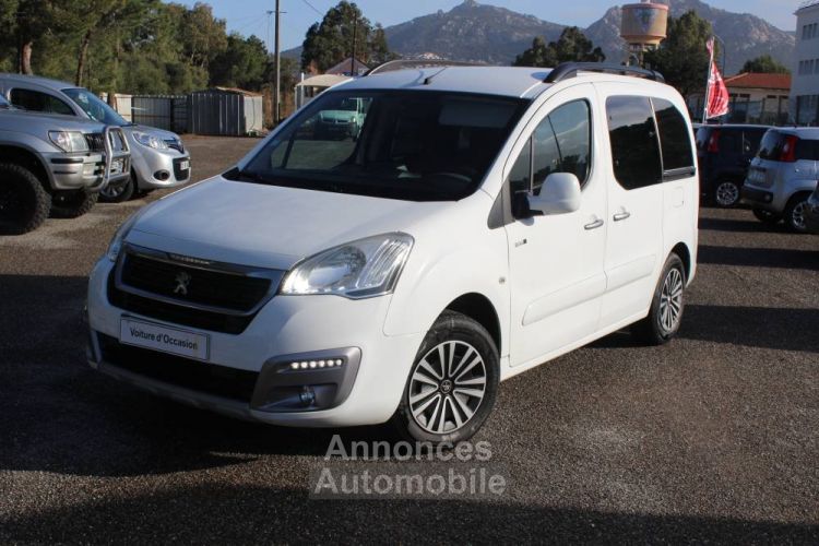 Peugeot Partner TEPEE MULTISPACE 1.6L BLUEHDI 100CV BTE 5VT PACK SPORT/STYLE 2017 1ER MAIN SUPERBE GTIE 6 MO - <small></small> 15.890 € <small>TTC</small> - #66