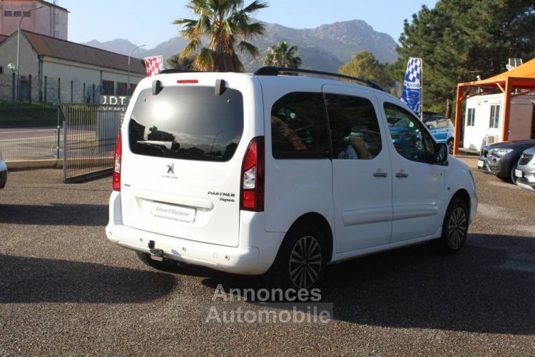 Peugeot Partner TEPEE MULTISPACE 1.6L BLUEHDI 100CV BTE 5VT PACK SPORT/STYLE 2017 1ER MAIN SUPERBE GTIE 6 MO - <small></small> 15.890 € <small>TTC</small> - #68