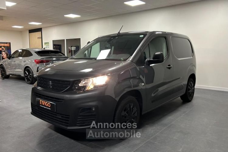 Peugeot Partner VU FOURGON 1.2 PURETECH 130 1000KG L1 M ASPHALT EAT BVA START-STOP - <small></small> 17.990 € <small>TTC</small> - #1