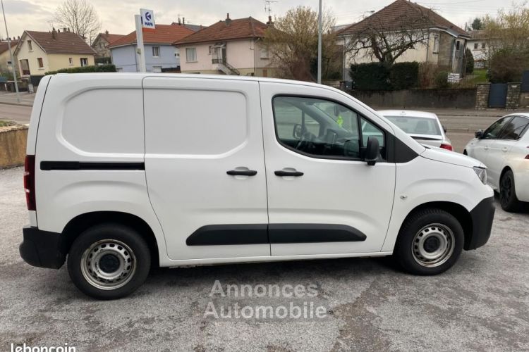 Peugeot Partner VU FOURGON 1.6 BLUEHDI 100CH - <small></small> 11.990 € <small>TTC</small> - #6