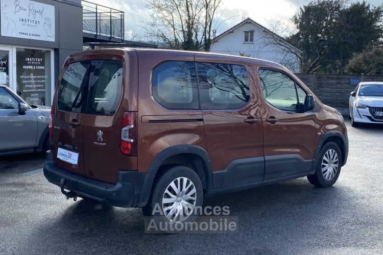 Peugeot Rifter 1.5 BLUEHDI 100 ACTIVE PLUS BVM5 - GPS - ATTELAGE - <small></small> 18.490 € <small>TTC</small> - #5