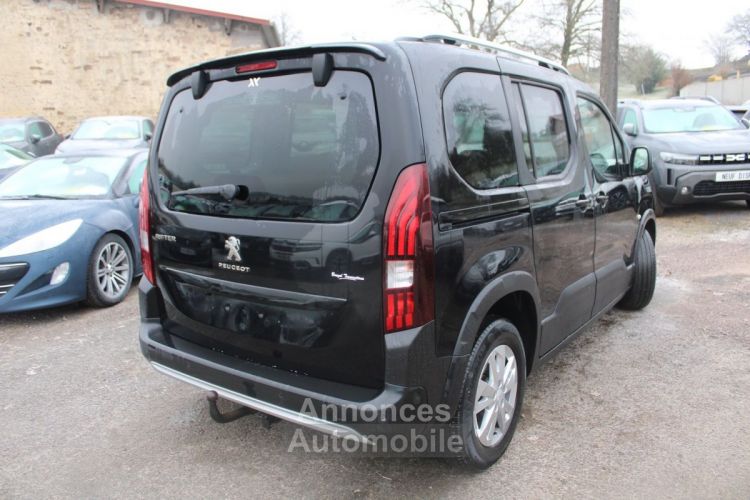 Peugeot Rifter ALLURE BLUE HDI 130 CV GPS 3D CAMÉRA USB TOIT PANO RE JA 16 ATTELAGE RÉGULATEUR - <small></small> 21.500 € <small>TTC</small> - #2