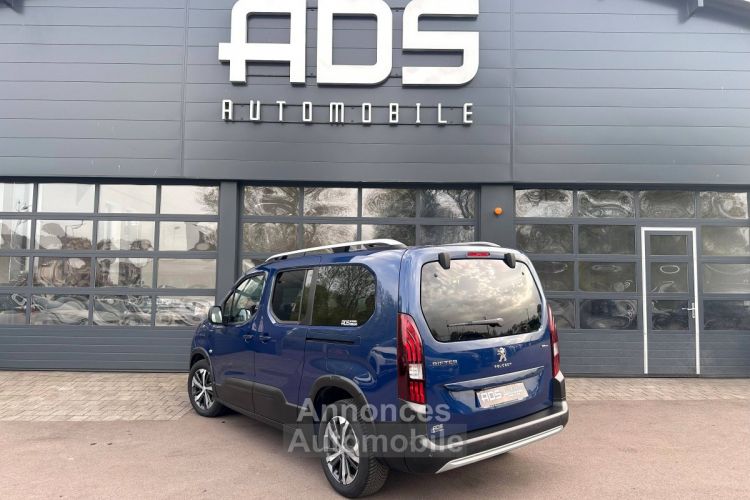 Peugeot Rifter BlueHDi 130ch S&S Long GT Line 7 PLACES / À PARTIR DE 299,45 € * - <small></small> 21.990 € <small>TTC</small> - #11