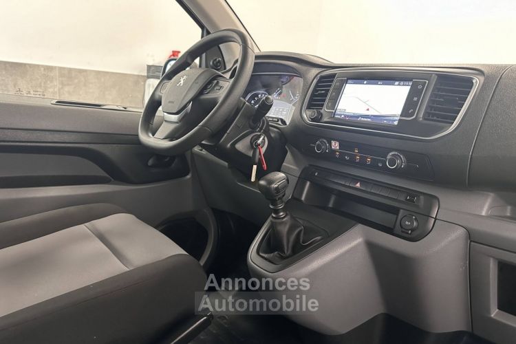 Peugeot Traveller EXPERT KOMBI L2 1.5 HDI 120CV BVM6 8 SIEGES E6DT / 21658.33 HT/ À PARTIR DE 369,95 € * - <small></small> 25.990 € <small>TTC</small> - #21