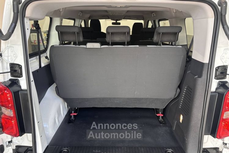 Peugeot Traveller EXPERT KOMBI L2 1.5 HDI 120CV BVM6 8 SIEGES E6DT / À PARTIR DE 366,75 € * - <small></small> 27.990 € <small>TTC</small> - #20