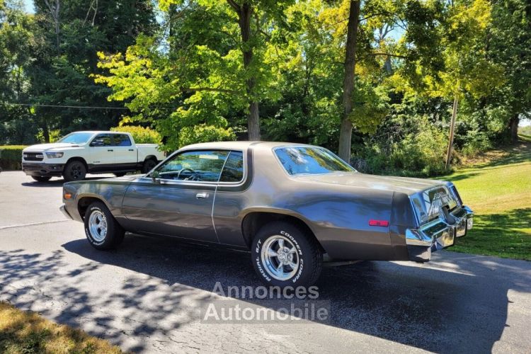 Plymouth Road runner - <small></small> 24.000 € <small>TTC</small> - #23