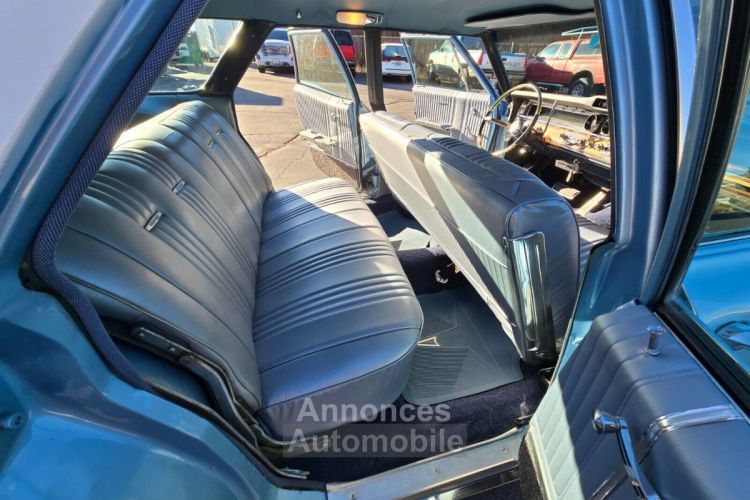 Pontiac Bonneville - <small></small> 47.600 € <small>TTC</small> - #32