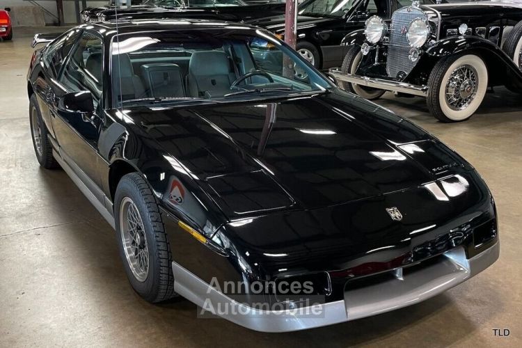 Pontiac Fiero - <small></small> 37.000 € <small>TTC</small> - #1