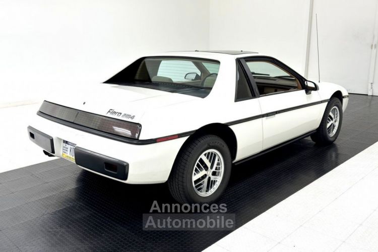 Pontiac Fiero - <small></small> 17.700 € <small>TTC</small> - #5