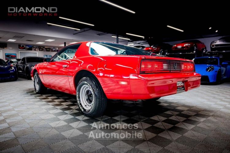 Pontiac Firebird - <small></small> 20.100 € <small>TTC</small> - #2