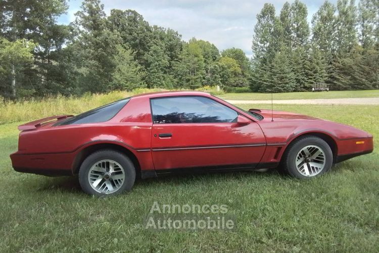 Pontiac Firebird trans am  - <small></small> 16.000 € <small>TTC</small> - #7