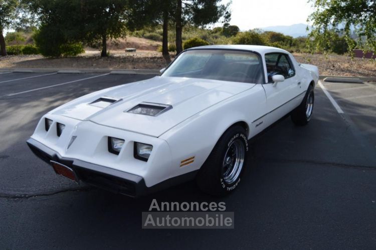 Pontiac Firebird V8 - <small></small> 18.100 € <small>TTC</small> - #1