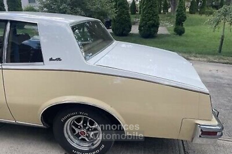 Pontiac Grand Prix - <small></small> 22.000 € <small>TTC</small> - #13