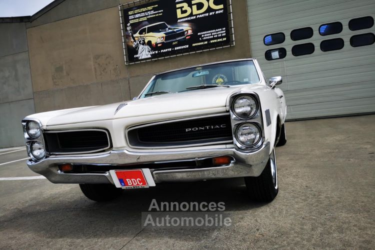 Pontiac LeMans cabriolet  v8 - boite manuelle ( 4 + R ) - <small></small> 33.000 € <small>TTC</small> - #25