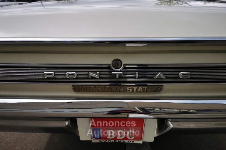 Pontiac LeMans cabriolet  v8 - boite manuelle ( 4 + R ) - <small></small> 33.000 € <small>TTC</small> - #29