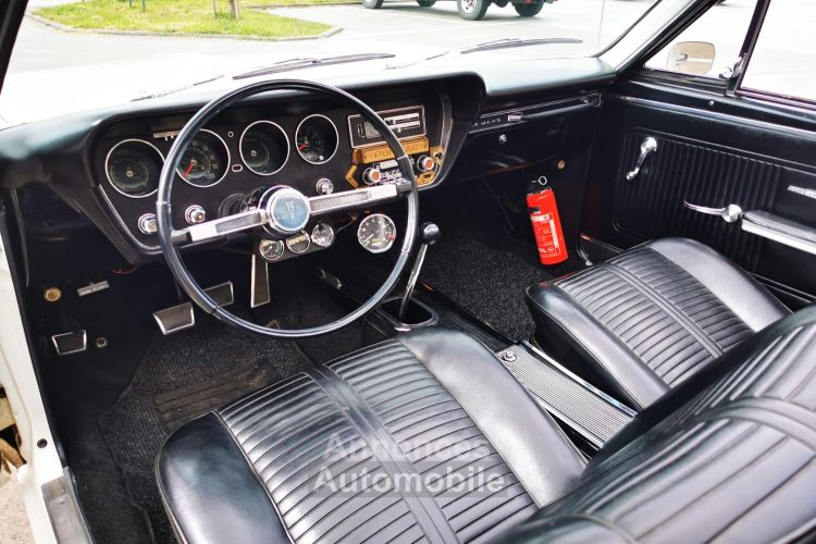 Pontiac LeMans cabriolet  v8 - boite manuelle ( 4 + R ) - <small></small> 33.000 € <small>TTC</small> - #53
