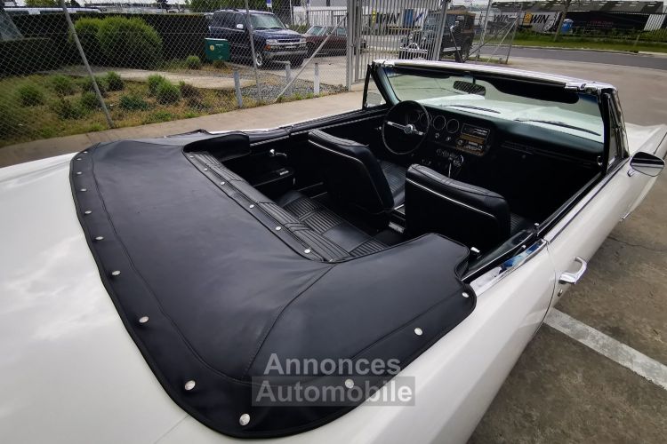 Pontiac LeMans cabriolet  v8 - boite manuelle ( 4 + R ) - <small></small> 33.000 € <small>TTC</small> - #71