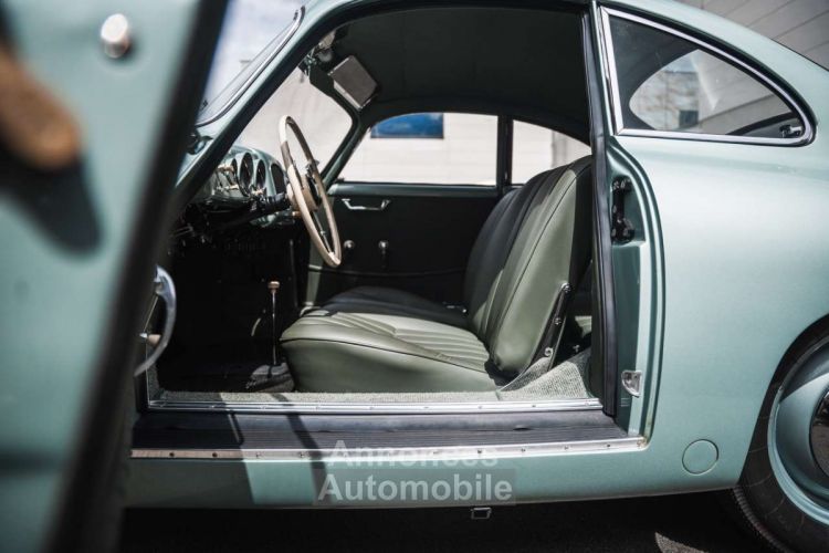 Porsche 356 Pre-A 1500 Radium Green Fully Restored - <small></small> 289.900 € <small>TTC</small> - #19