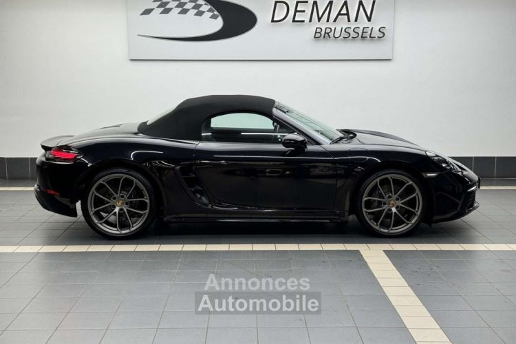 Porsche 718 Boxster - <small></small> 81.950 € <small>TTC</small> - #25