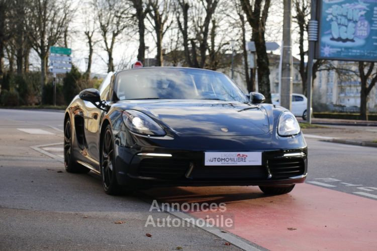 Porsche 718 Boxster 2.0 300 PDK (Full Black, Suivi full, Bose, Jantes Carrera 20) - <small></small> 62.990 € <small>TTC</small> - #6