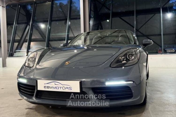 Porsche 718 Boxster 300 cv gris graphite malus payé - <small></small> 61.800 € <small>TTC</small> - #39