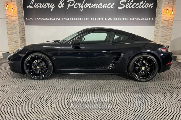 Porsche 718 Cayman 300ch PDK - 49000km - Echappement sport - Jantes 20 - Full black - <small></small> 58.990 € <small>TTC</small> - #2