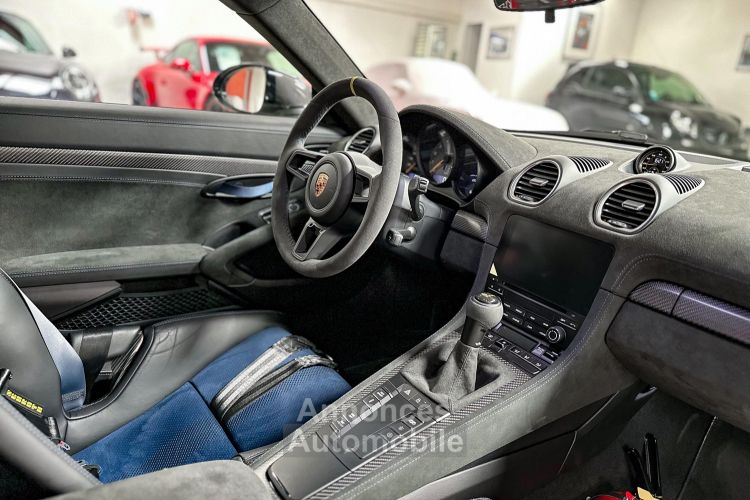 Porsche 718 Cayman GT4 RS Pack Weissach 4.0 L 500 Ch PDK 1° Main FR TVA - <small></small> 232.000 € <small></small> - #22