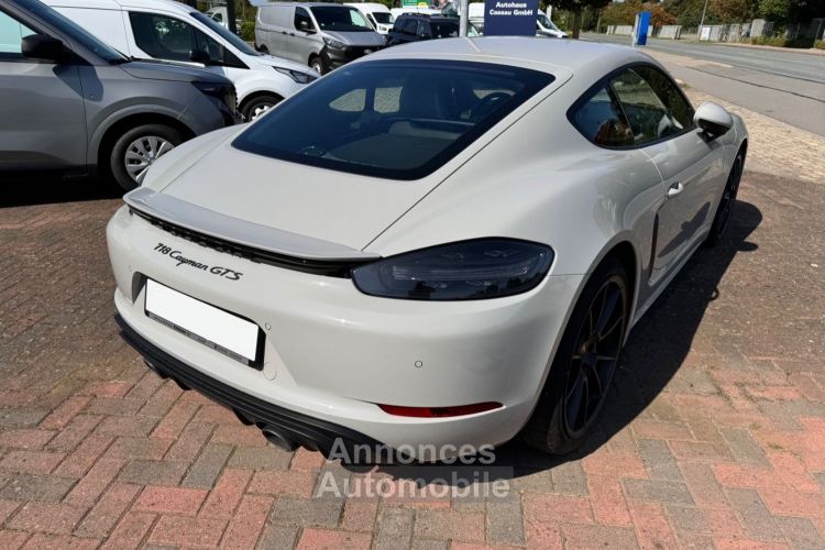 Porsche 718 Cayman GTS 4.0 400ch BOITE MANUELLE SPORT CHRONO CRAIE PREMIERE MAIN TVA RECUPERABLE - <small></small> 87.000 € <small></small> - #3