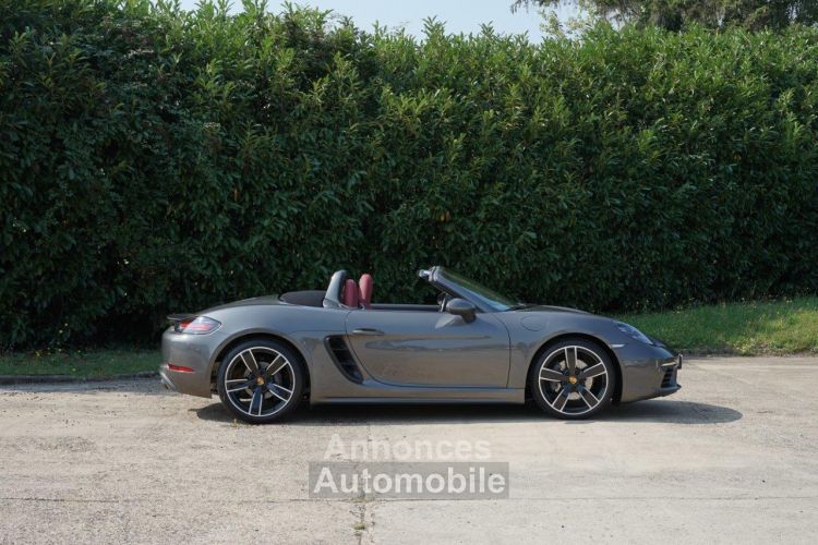 Porsche 718 PORSCHE 718 (982) BOXSTER 2.0 300 CH PDK - BOSE - PDLS+ - Caméra - Echappement Sport - Sièges Mémoire 14 - Sièges + Volant Chauffant - Caméra - <small></small> 58.980 € <small>TTC</small> - #4