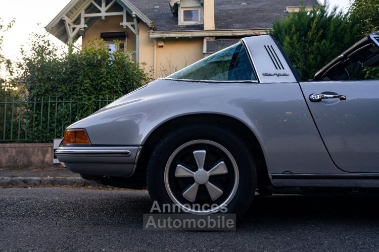 Porsche 911 1973 – Porsche 911 2.4L T Targa - <small></small> 90.000 € <small>TTC</small> - #22