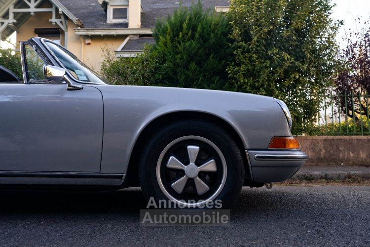 Porsche 911 1973 – Porsche 911 2.4L T Targa - <small></small> 90.000 € <small>TTC</small> - #23