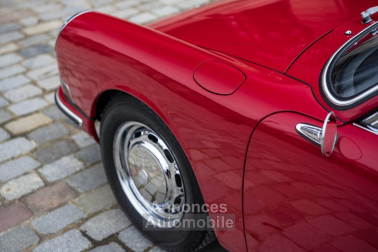 Porsche 911 2.0 1964 *First year of production* - <small></small> 1.090.000 € <small>TTC</small> - #73