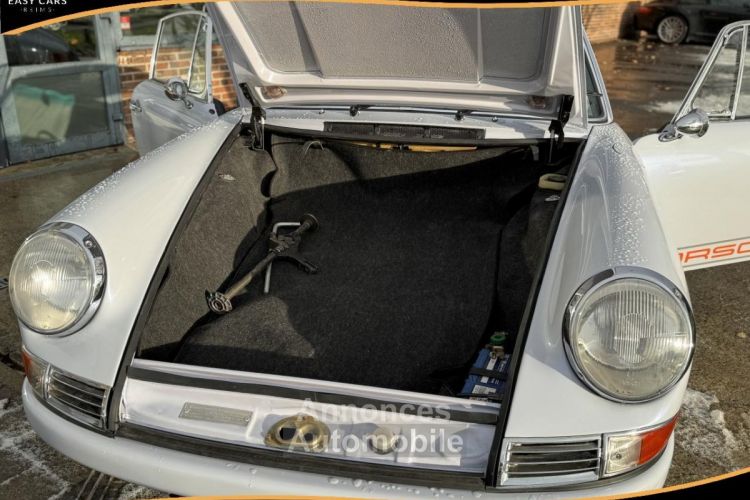 Porsche 911 2.0 L T Coupé SWB Outlaw - <small></small> 100.000 € <small>TTC</small> - #16