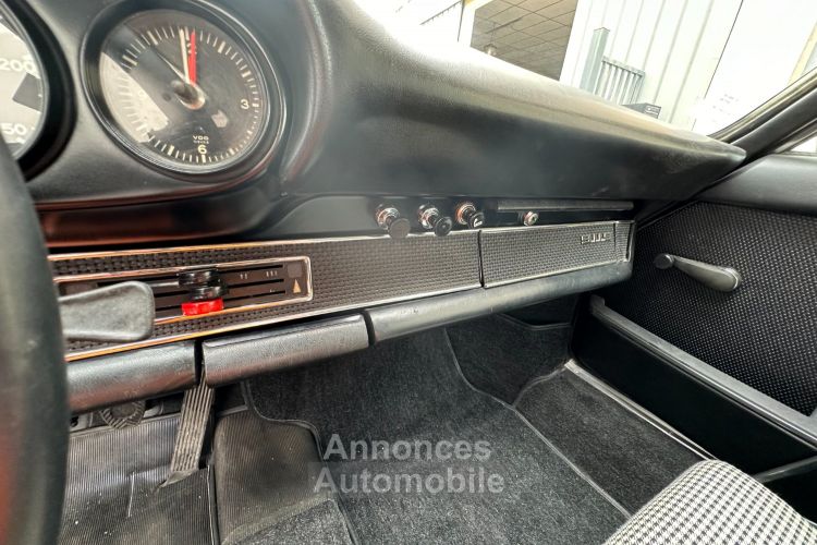 Porsche 911 2.2 S BOITE MECA RENOV TOTAL - <small></small> 144.900 € <small>TTC</small> - #13