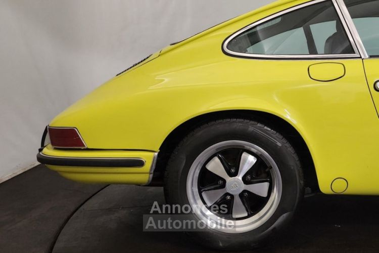 Porsche 911 2.4 - <small></small> 69.900 € <small>TTC</small> - #15