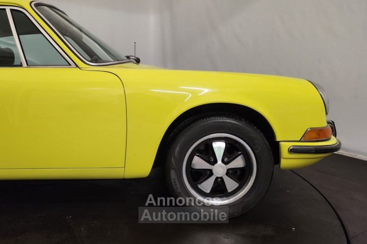 Porsche 911 2.4 - <small></small> 69.900 € <small>TTC</small> - #17