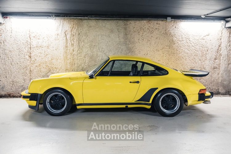 Porsche 911 2,7 Light Yellow - <small>A partir de </small>820 EUR <small>/ mois</small> - #8