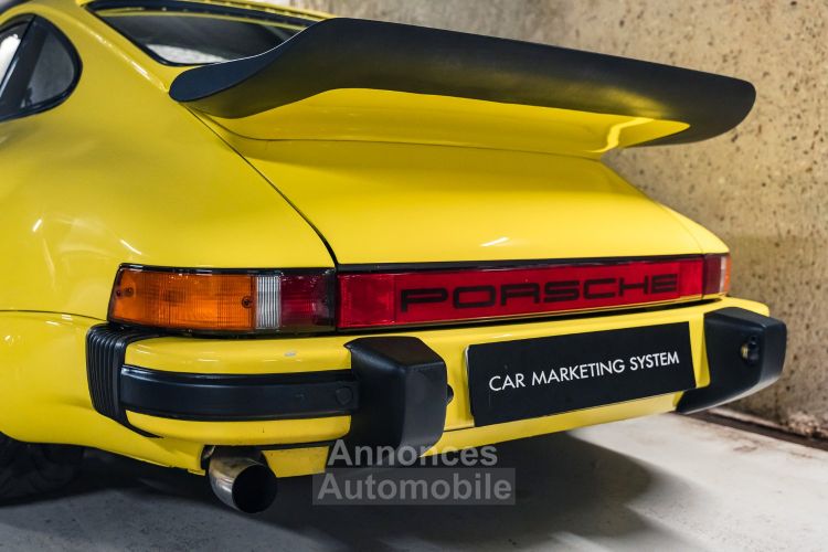 Porsche 911 2,7 Light Yellow - <small>A partir de </small>820 EUR <small>/ mois</small> - #16