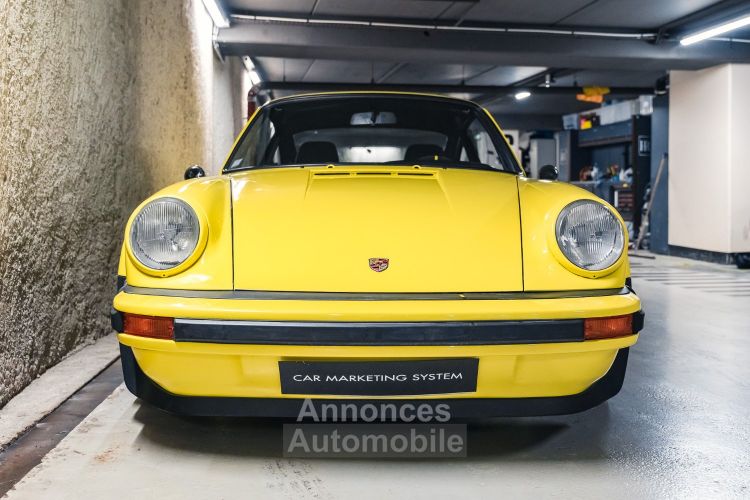 Porsche 911 2,7 Light Yellow - <small>A partir de </small>820 EUR <small>/ mois</small> - #2