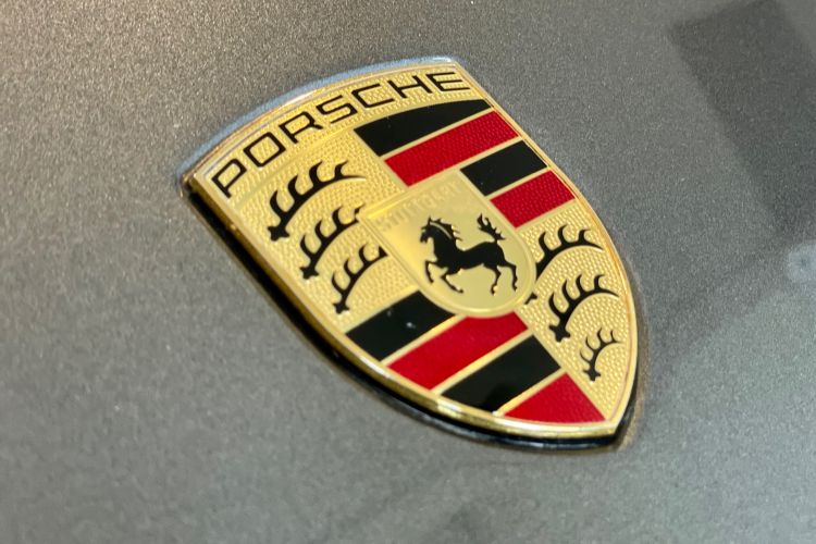 Porsche 911 3.8 Carrera S 400cv Gris Quartz - 33