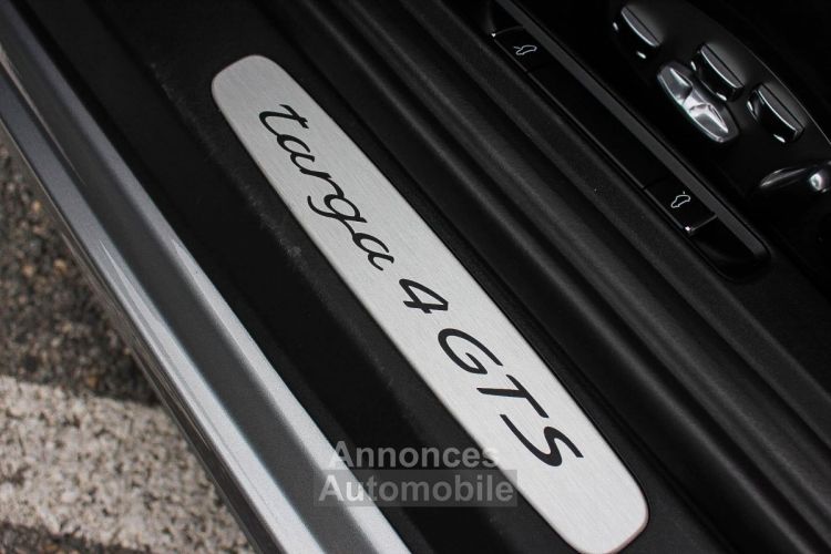 Porsche 911 991 Phase 2 Targa 4 GTS 3.0 450 PDK + 19kE doptions - 991.2 - <small></small> 154.980 € <small>TTC</small> - #27
