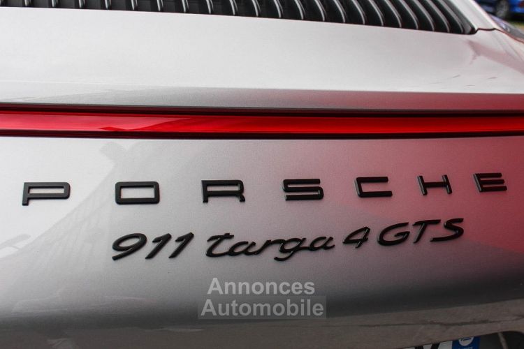 Porsche 911 991 Phase 2 Targa 4 GTS 3.0 450 PDK + 19kE doptions - 991.2 - <small></small> 154.980 € <small>TTC</small> - #48