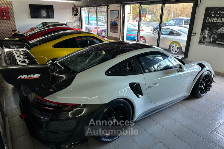 Porsche 911 991.2 GT2 RS CLUBSPORT 700CV BOITE PDK - <small></small> 489.000 € <small></small> - #76